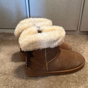 Lamo Boots